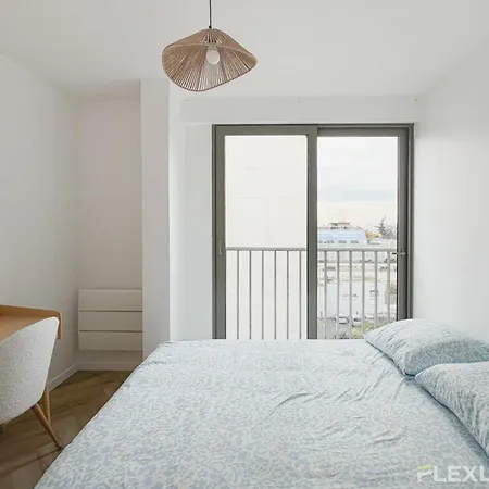 Spacious T7 In 20 * Parijs