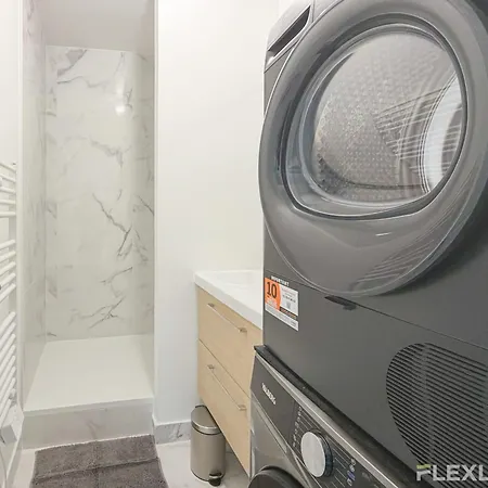 Spacious T7 In 20 Parijs